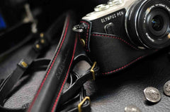 Olympus EPL 10 / E PL9 / E PL8 Series Leather Camera Case
