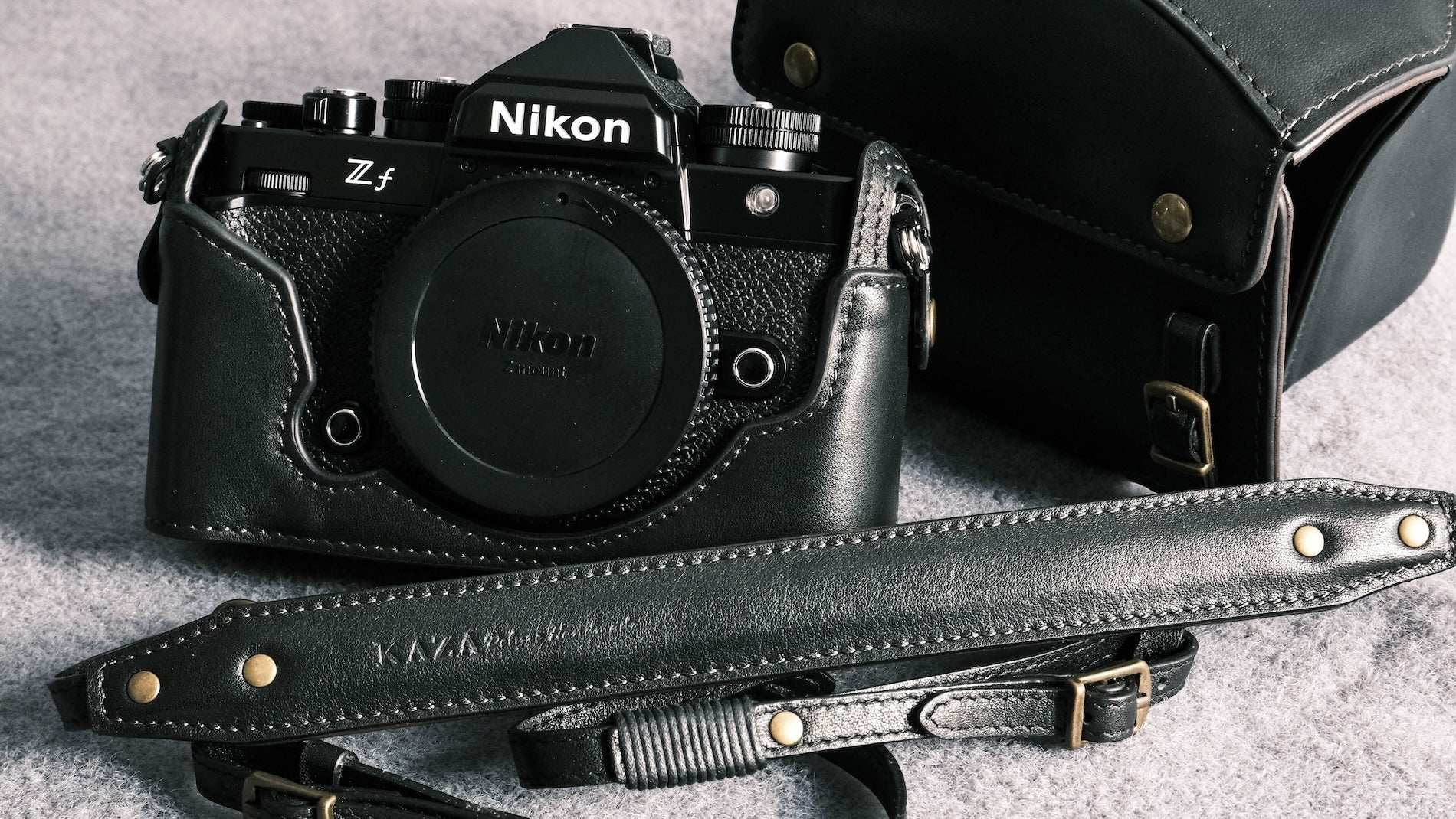 Nikon ZFシリーズ レザーケース - コンボセット || ハーフケース +
