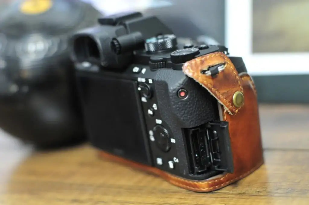 Sony A7II / A7RII / A7SII Series Leather Camera Case - kaza-deluxe