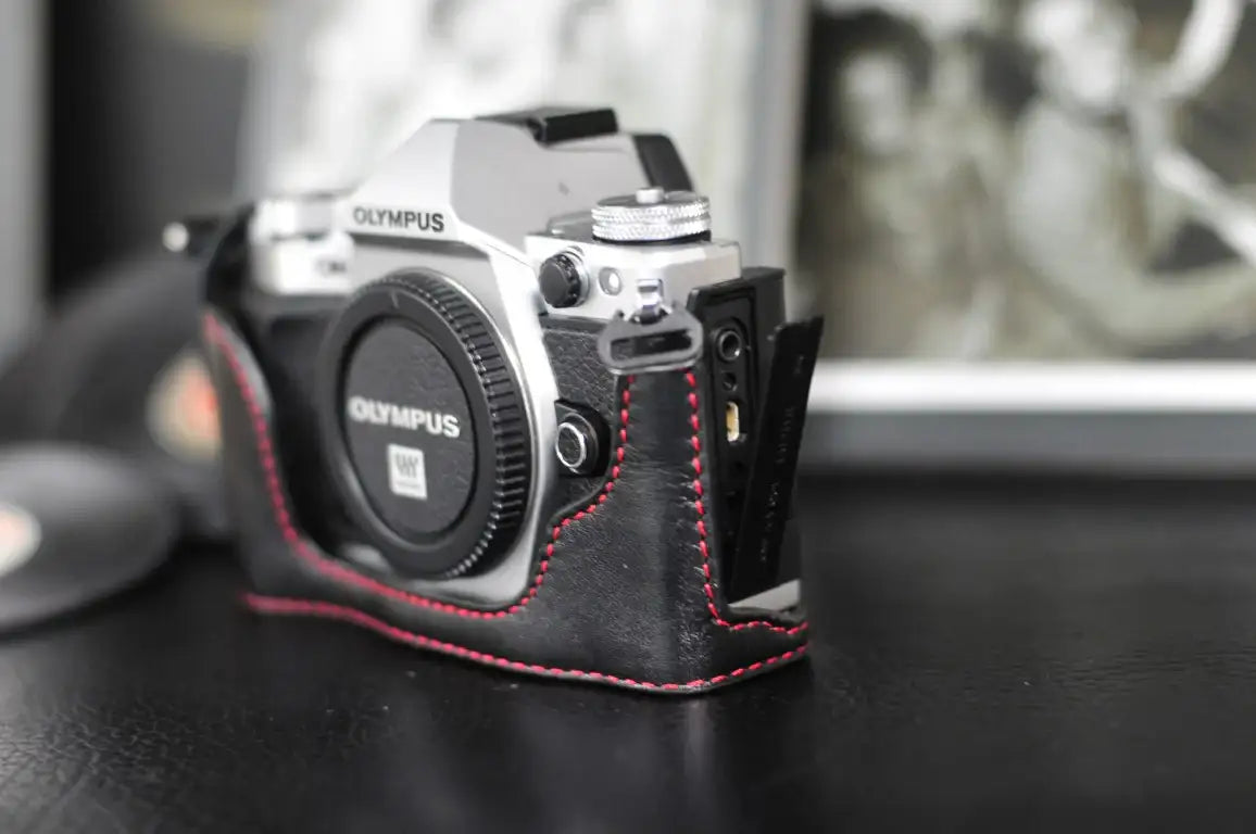 Olympus E M5 Mark II Leather Camera Case - kaza-deluxe