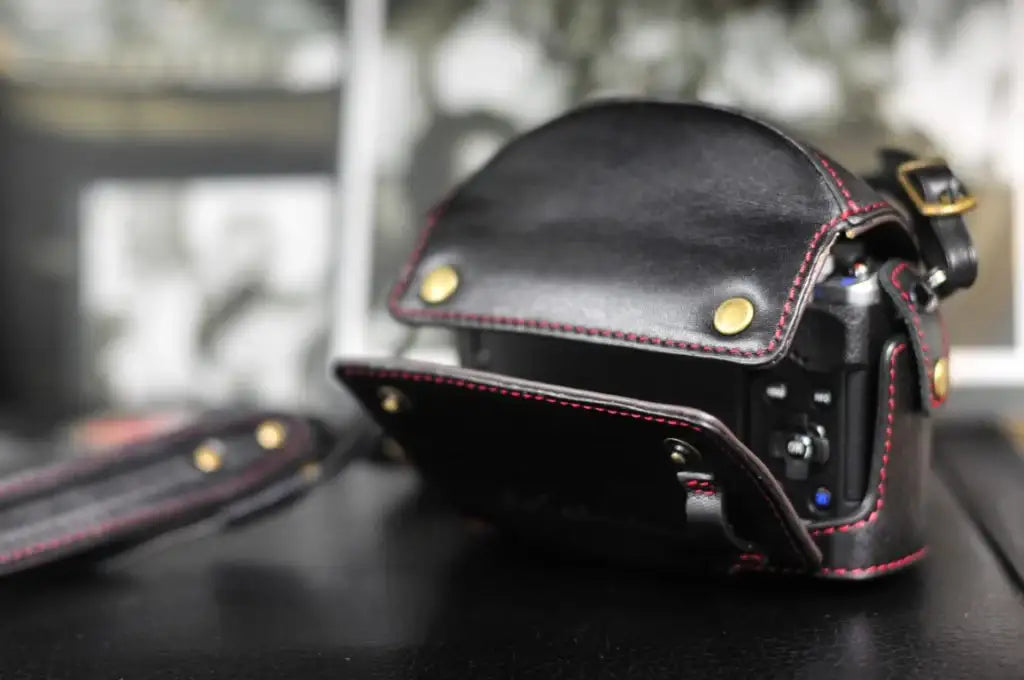 Olympus E M5 Mark II Leather Camera Case - kaza-deluxe