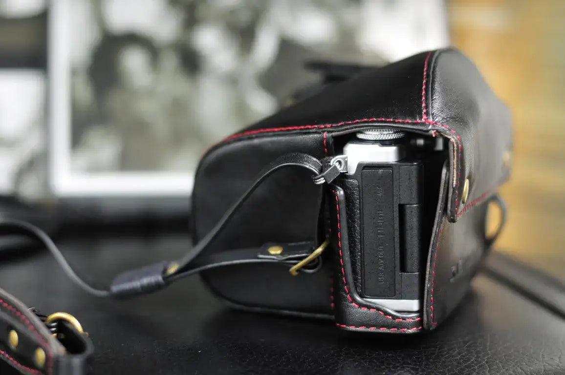 Olympus E M5 Mark II Leather Camera Case - kaza-deluxe