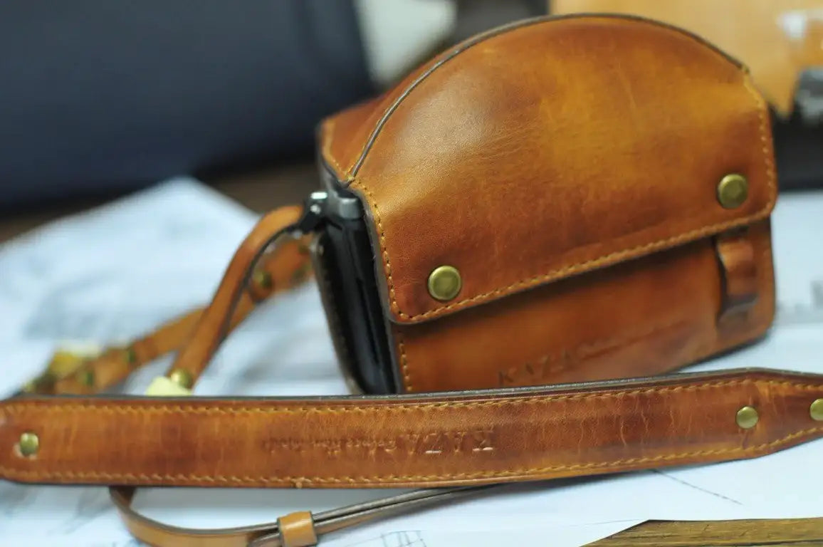 Olympus E M5 Mark II Leather Camera Case - kaza-deluxe