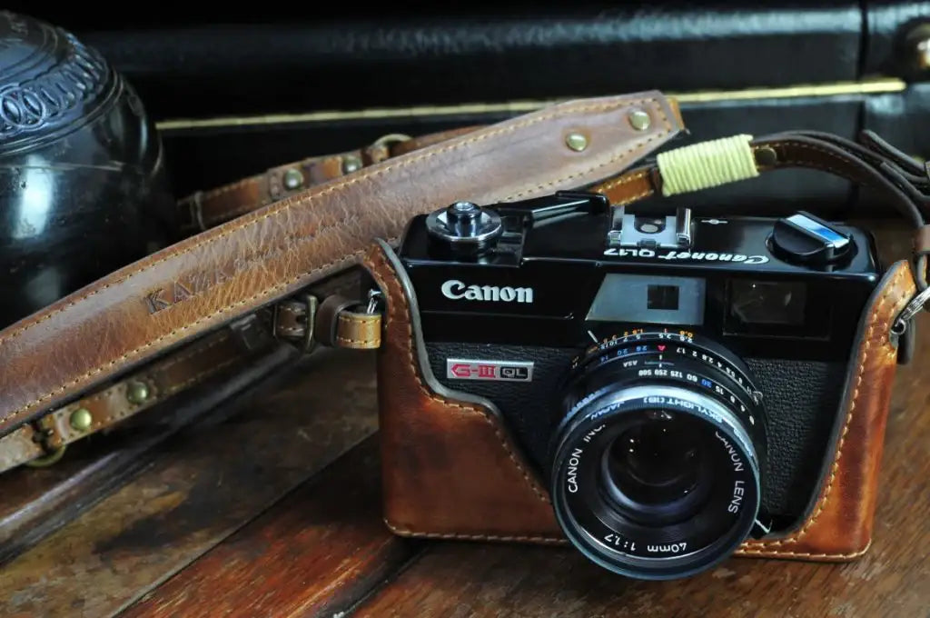 Canon Ql17 Series Leather Camera Case - kaza-deluxe