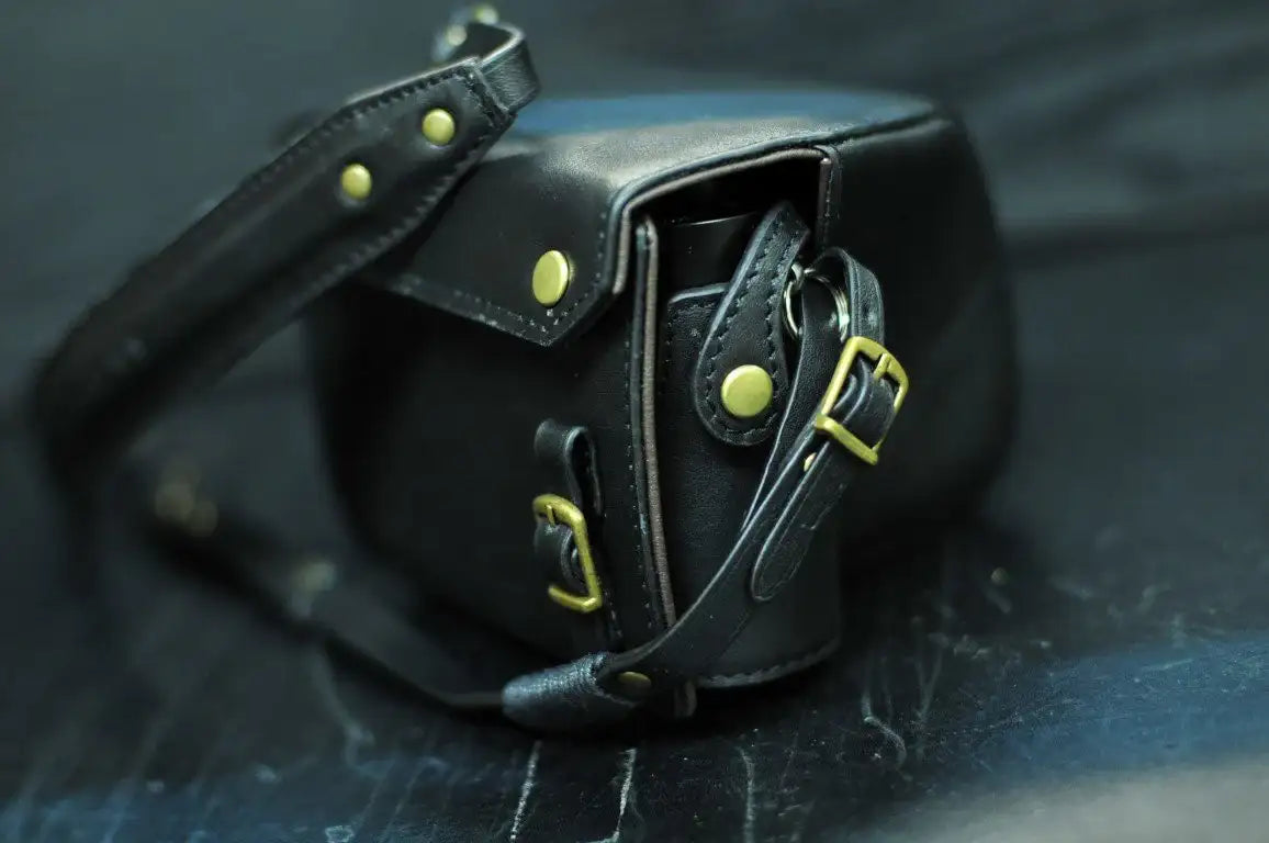 Leica Q Leather Camera Case - kaza-deluxe