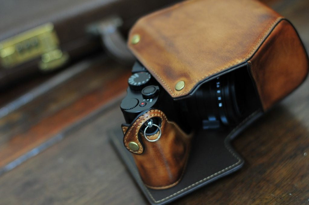 Leica Q Leather Camera Case - kaza-deluxe