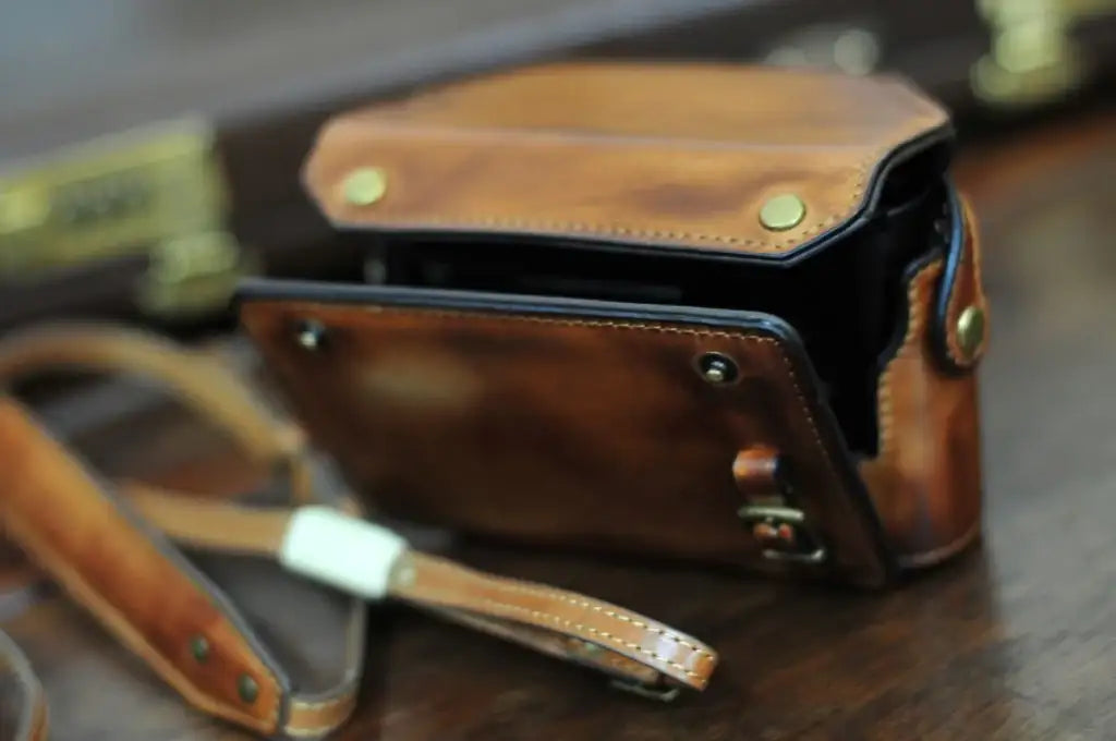 Leica Q Leather Camera Case - kaza-deluxe