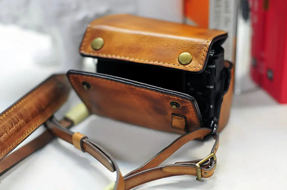 Sony RX100 VI / V / IV / M3 / M4 / M5 / M6 Series Leather Camera Case - kaza-deluxe
