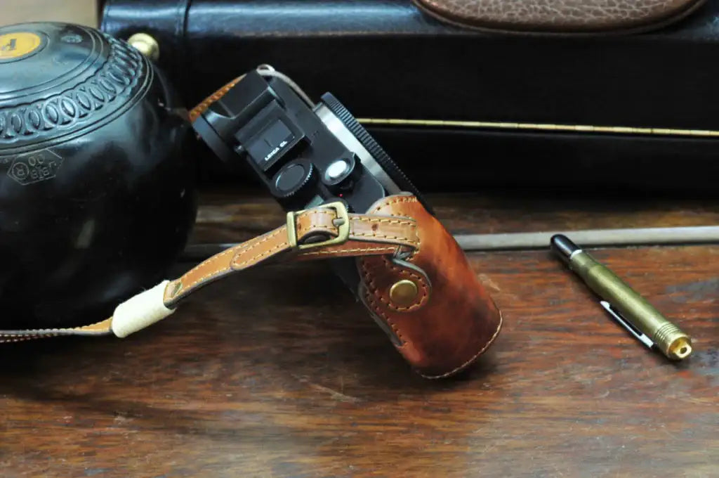 Leica CL Leather Camera Case - kaza-deluxe
