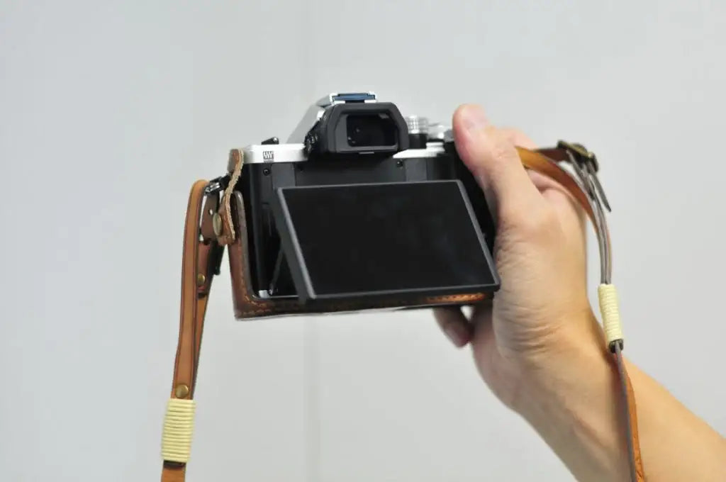 Olympus E M10 Mark II Leather Camera Case - kaza-deluxe
