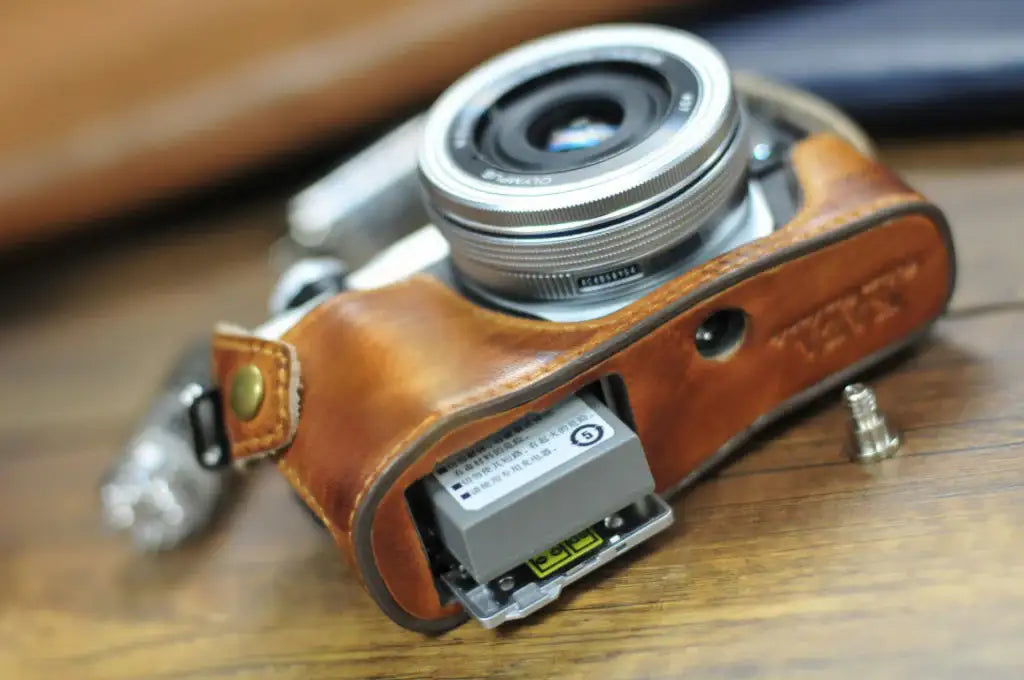 Olympus E M10 Mark II Leather Camera Case - kaza-deluxe