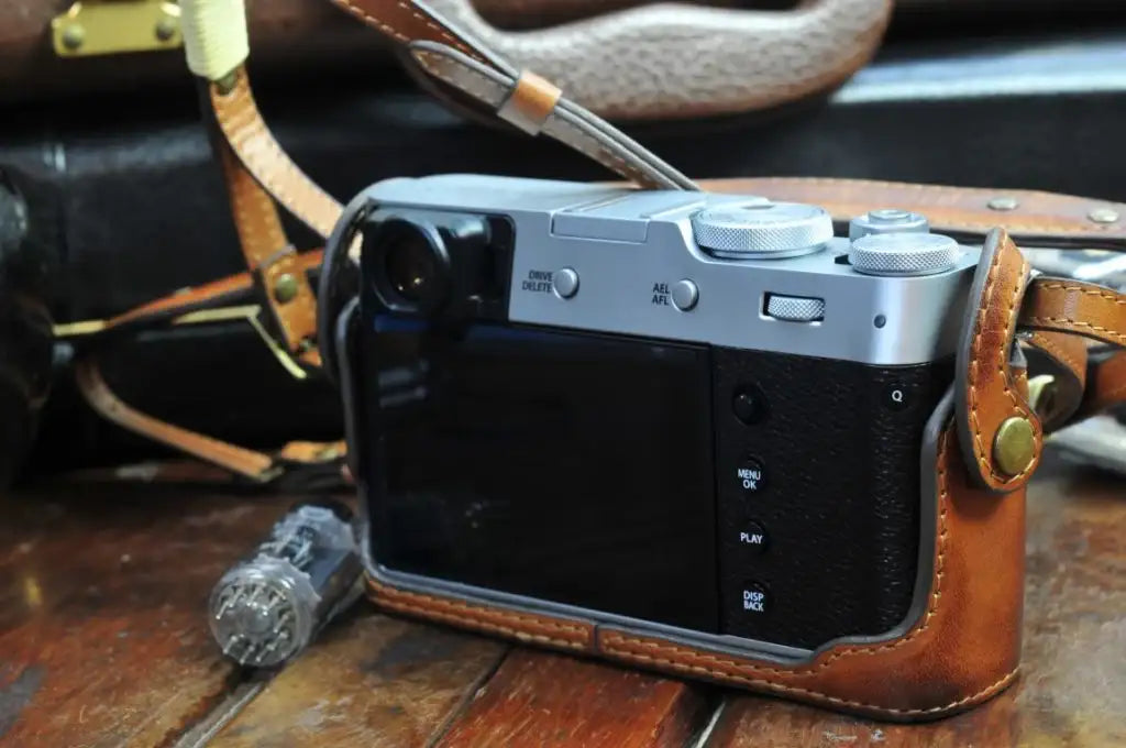 Fujifilm X 100V Leather Camera Case - kaza-deluxe