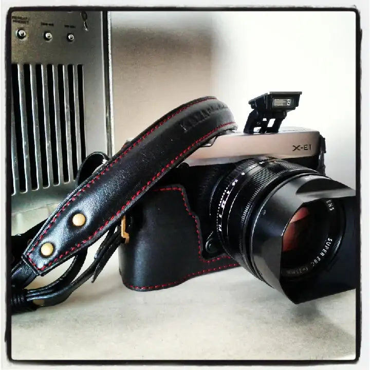 Fujifilm X E1 / X E2 Leather Camera Case - kaza-deluxe