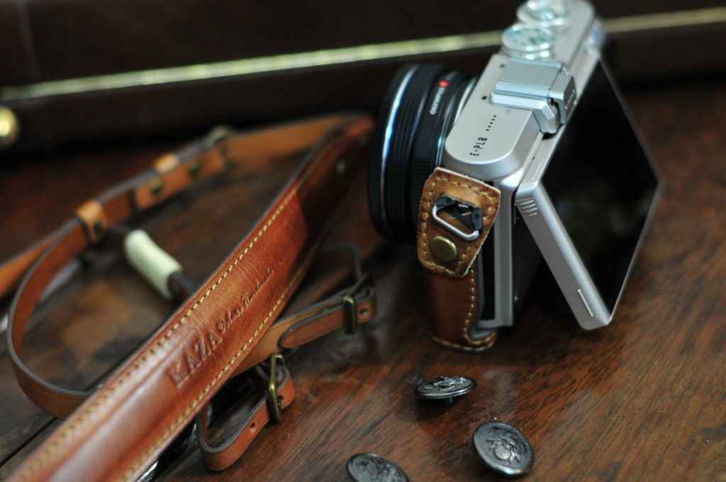 Olympus EPL 10 / E PL9 / E PL8 Series Leather Camera Case