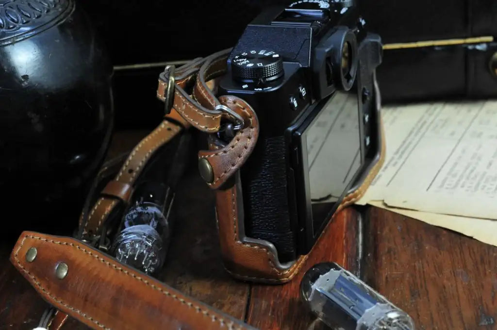 Fujifilm X T30 Leather Camera Case - kaza-deluxe