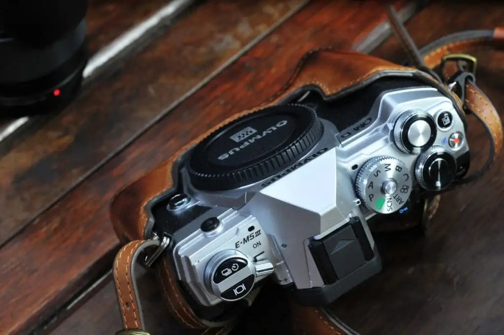 Olympus E M5 Mark III Leather Camera Case - kaza-deluxe