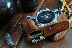 Olympus E M5 Mark III Leather Camera Case - kaza-deluxe