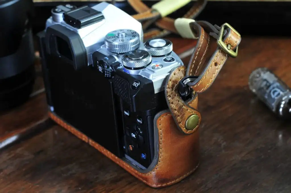 Olympus E M5 Mark III Leather Camera Case - kaza-deluxe