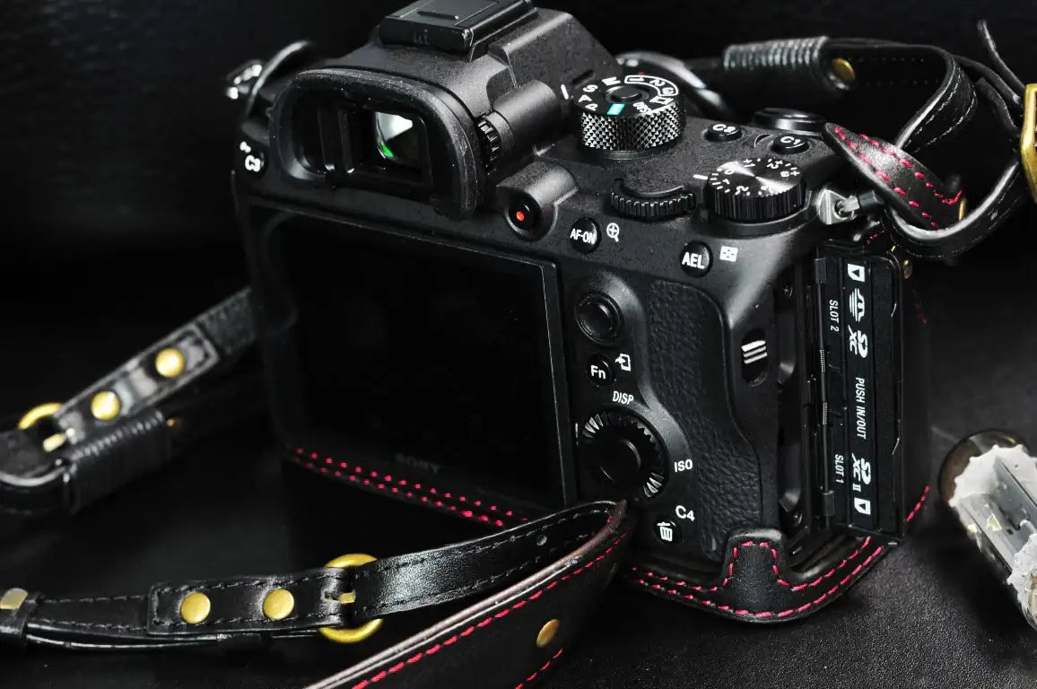 Sony A7R3 / A7III /A9 Series Leather Camera Case - kaza-deluxe