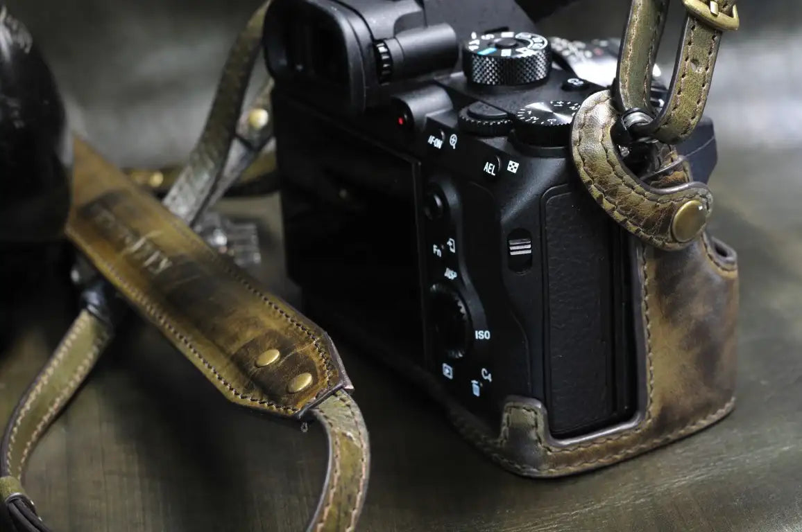 Sony A7R3 / A7III /A9 Series Leather Camera Case - kaza-deluxe