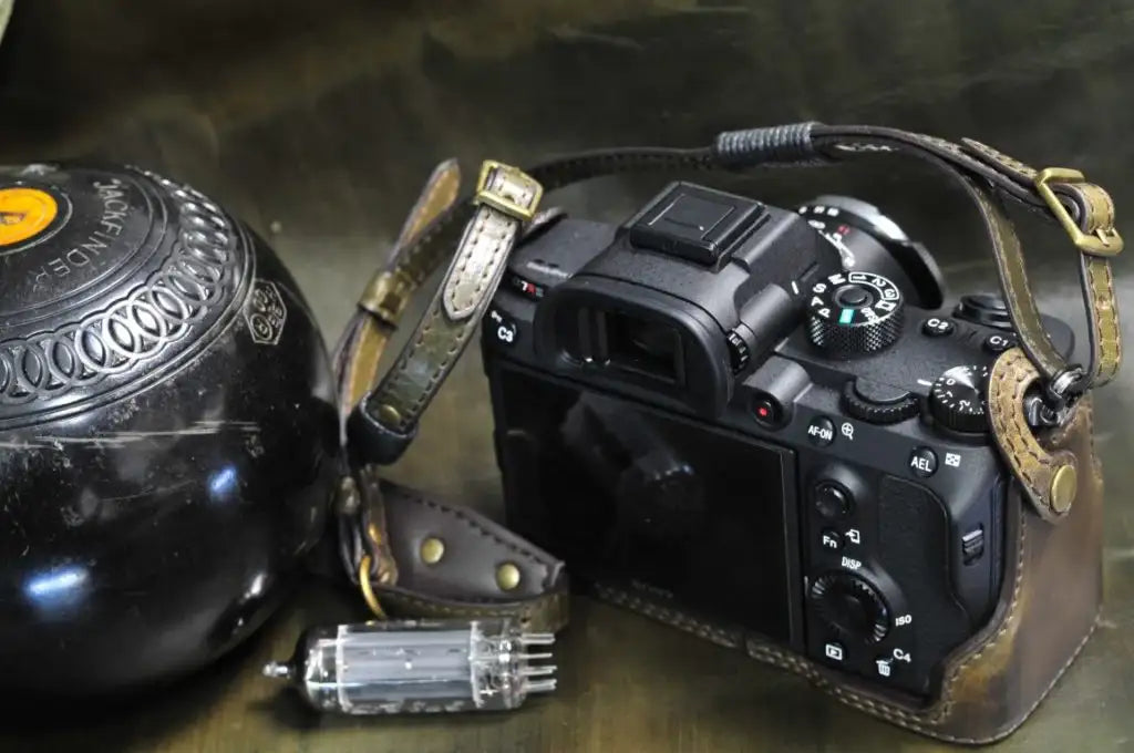 Sony A7R4 Leather Camera Case - kaza-deluxe