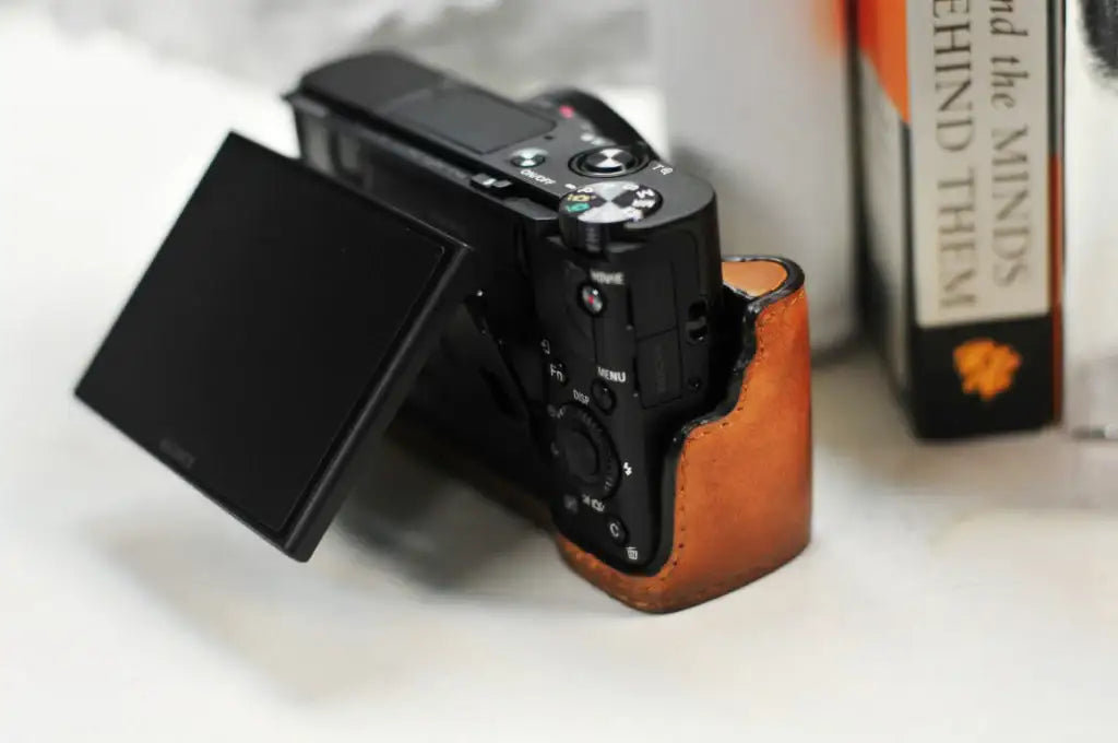 Sony RX100 VI / V / IV / M3 / M4 / M5 / M6 Series Leather Camera Case - kaza-deluxe