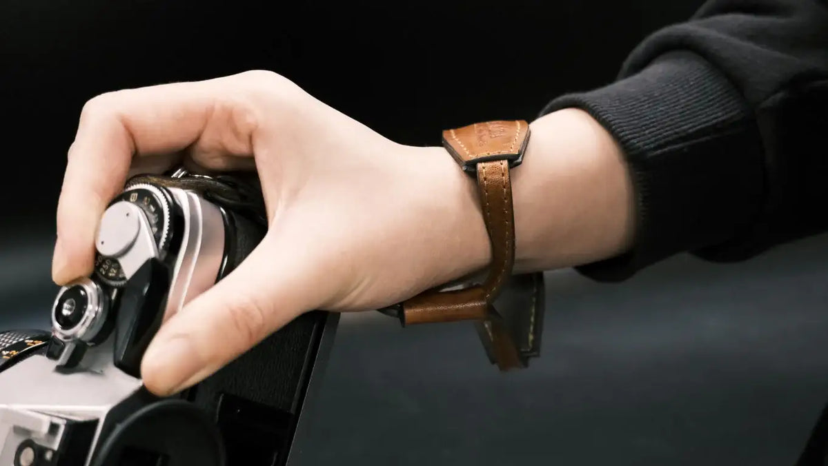 WRIST STRAP [COW LEATHER] - kaza-deluxe