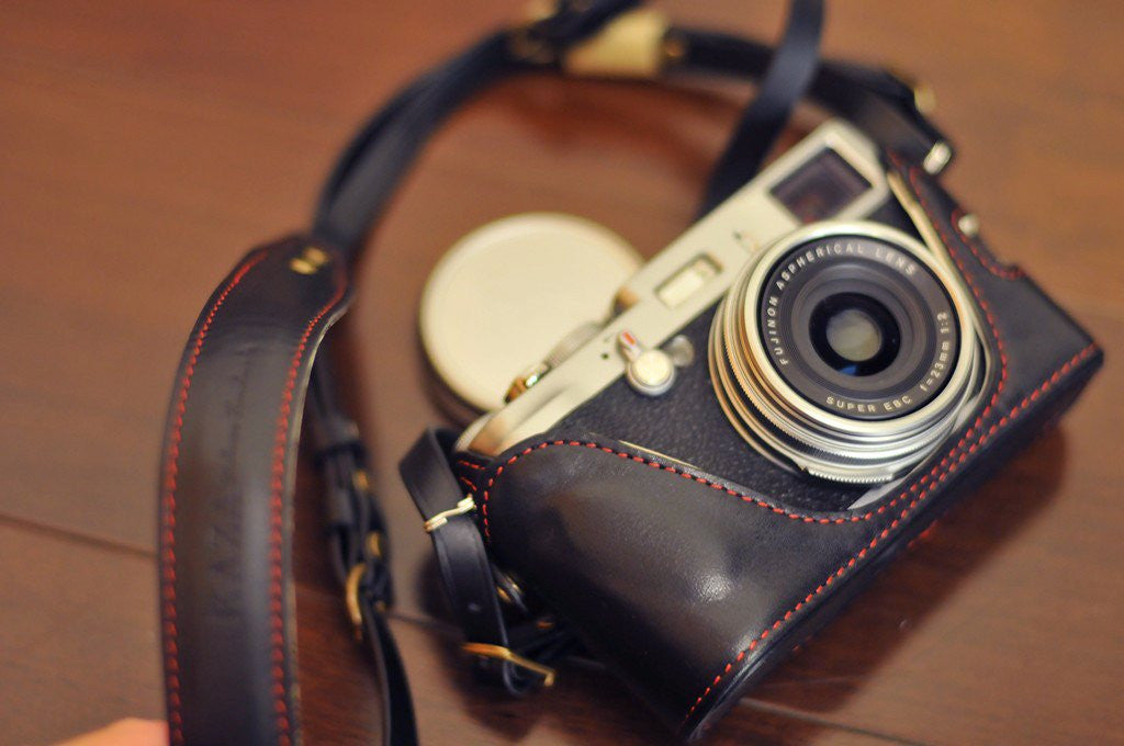 Broderskab Billedhugger Nødvendig Fujifilm X 100 / X 100S Series Leather Camera Case - Combo Set – kaza-deluxe