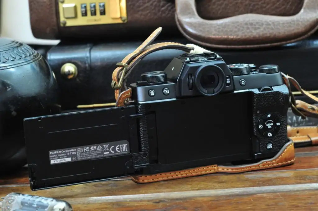 Fujifilm X T100 Leather Camera Case - kaza-deluxe